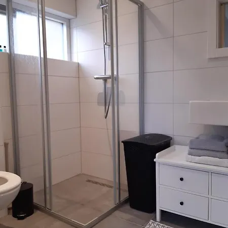B&B Vakantiehuis aan het Bos Bant Buitenkant foto