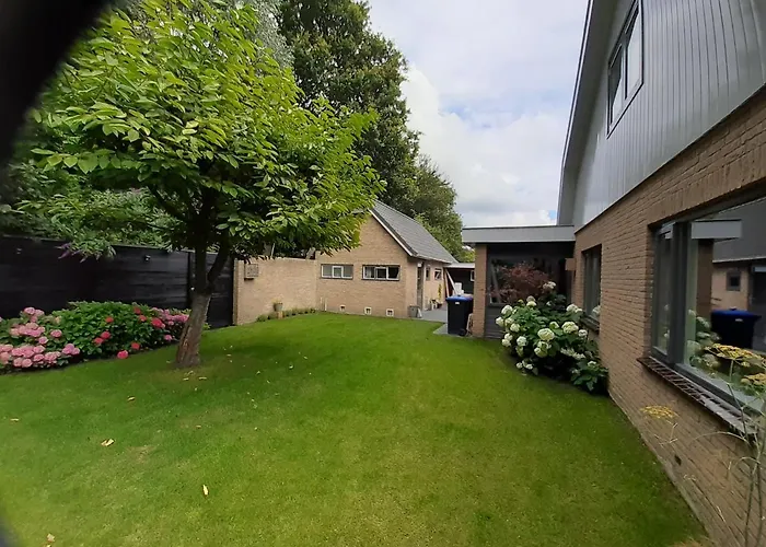 Vakantiehuis Aan Het Bos - Gelegen Aan De Tulpenroute